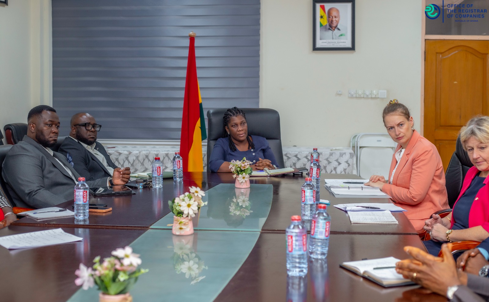 SECO Pays Courtesy Call On Registrar Of Companies