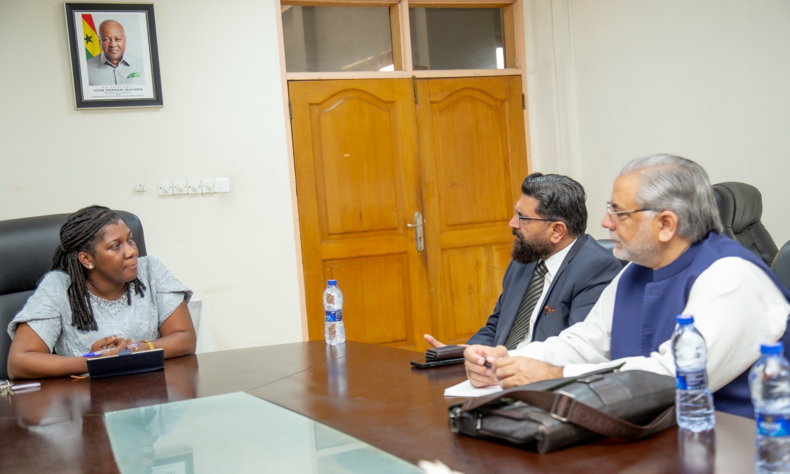 Pakistani Delegation Visits ROC